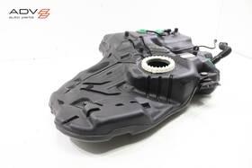 770010e100 Toyota 2017 - 2019 Highlander Fuel Gas Tank Reservoir Oem