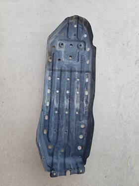 77161-35220 Toyota 2001-2004 Tacoma Gas Fuel Tank Skid Plate Stone Guard Shield