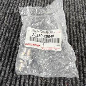 23280-20040 Toyota / Lexus Prius Sienna Rx300 Rx350 Oem Fuel Pressure Regulator
