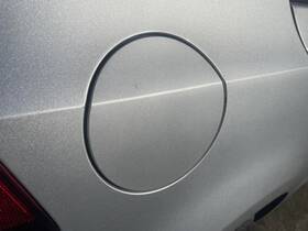 177.vw1h11 Volkswagen Golf 2011 Fuel Filler Door 635899