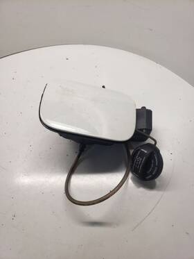 177.vw1l16 Volkswagen Jetta 2016 Fuel Filler Door 1229432