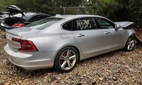 177.vo1y18 Volvo S90 2018 Fuel Filler Door 469429