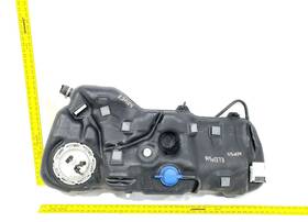 197-10335 Volvo 2019 2020 Xc40 Oem Fuel Tank With Pump 14.2 Gallons