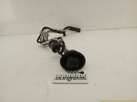 30647899 Volvo C30 Fuel Filler Neck Pipe With Gas Cap 2.5l 5 Cylinder Fits 2007-2013 07