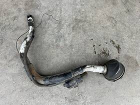 4051e Volvo 4048e 1998-2000 V70r V70 Gas Tank Filler Neck Fuel 2.3l Awd Wagon R Oem #4051e