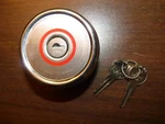 New Stant Locking Fuel Cap 10579 ( DN1152 DS1139 B3 ). Fixed Price $8.00.