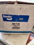 Oem Original New Bendix Dual Circle Foot Air Brake Valve 286774N ( B2-3E). Fixed Price $150.00.